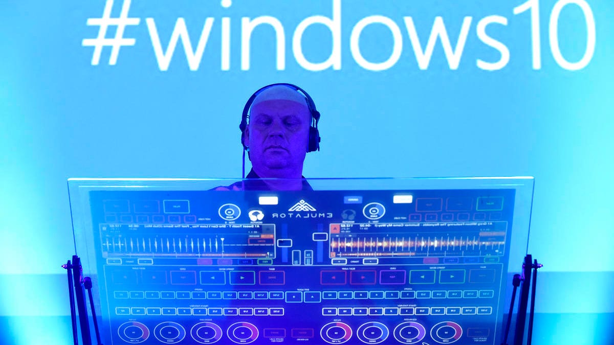End to surprise Windows 10 updates? New 'download and install now' option rolls out