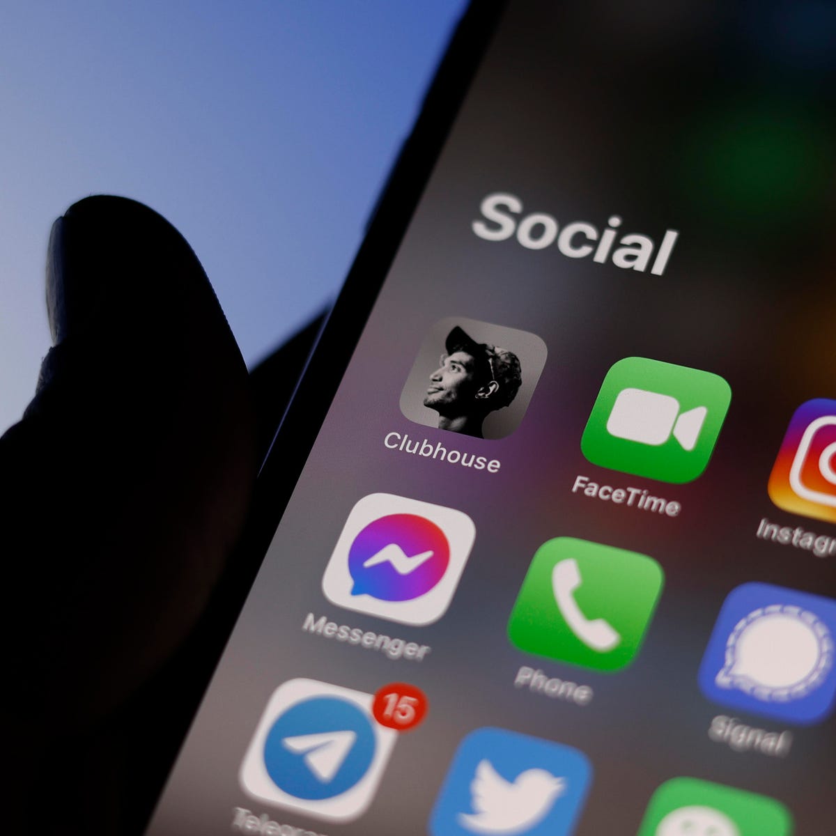 Australia Propose New Law to Force Social Media Platforms to Reveal 'Trolls