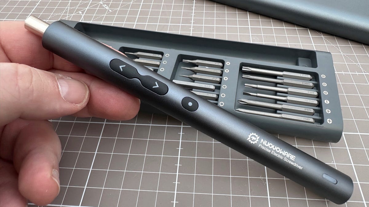 This is the perfect mini electric screwdriver