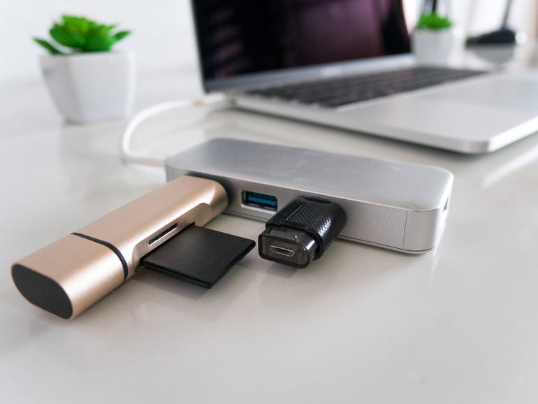 Hub USB murah terbaik 2021: Tambahkan lebih banyak port ke PC atau Mac Anda