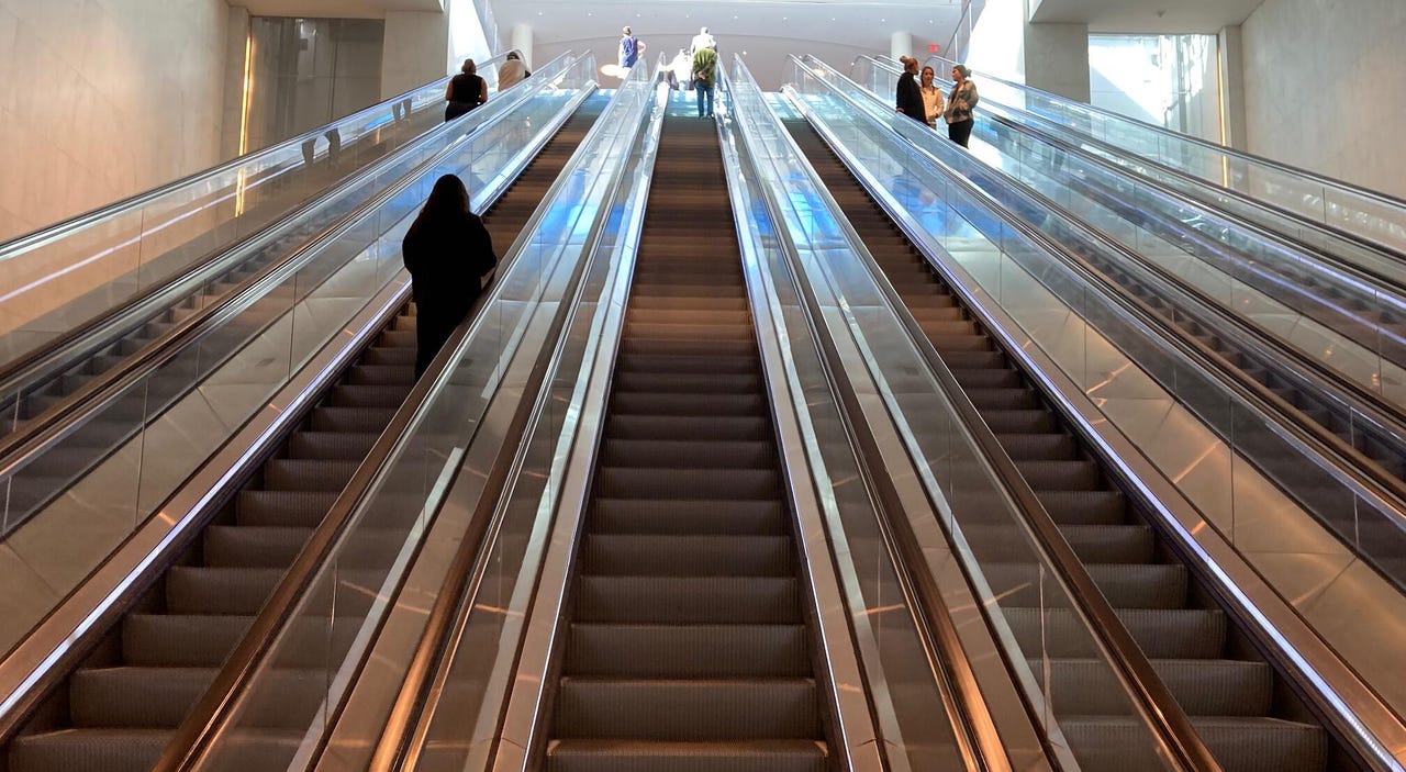 escalators-brookfield-place-new-york-photo-by-joe-mckendrick