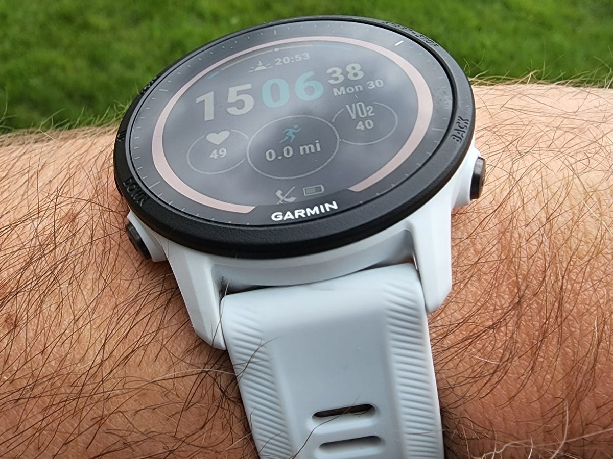 orkester Anvendelse Svarende til Garmin Forerunner 955 Solar review: Garmin's most powerful watch built for  runners | ZDNET
