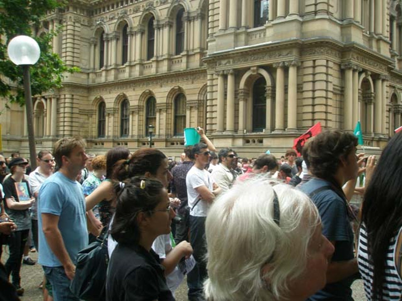 wikileaks-protest-fires-up-in-sydney-pics8.jpg