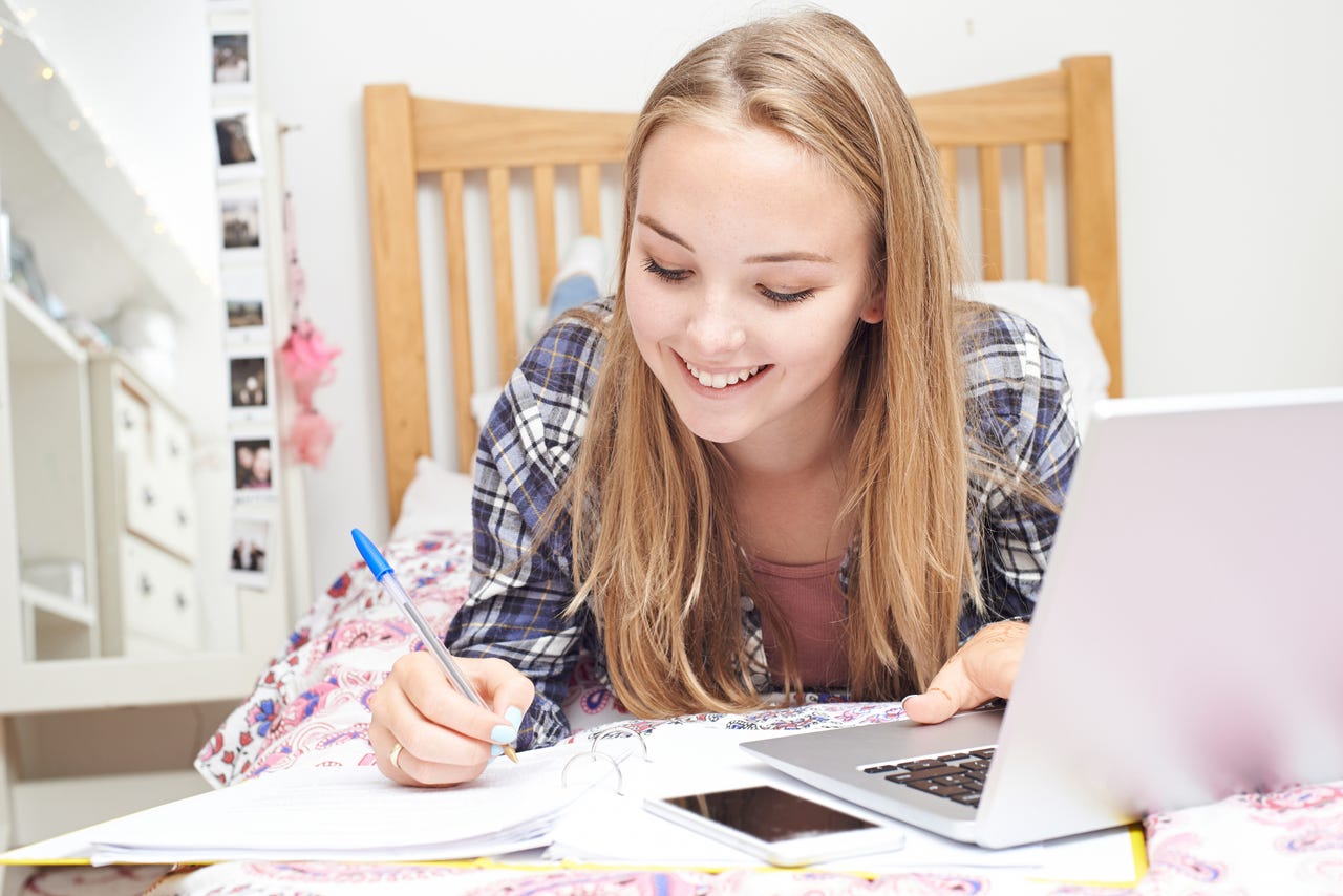 teen-girl-using-laptop.jpg