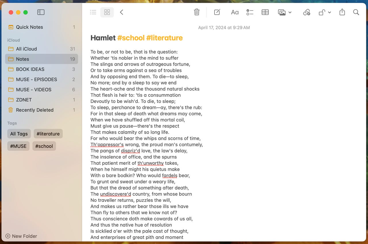 Apple Notes con una nota que muestra Hamlet "Ser o no ser" discurso.
