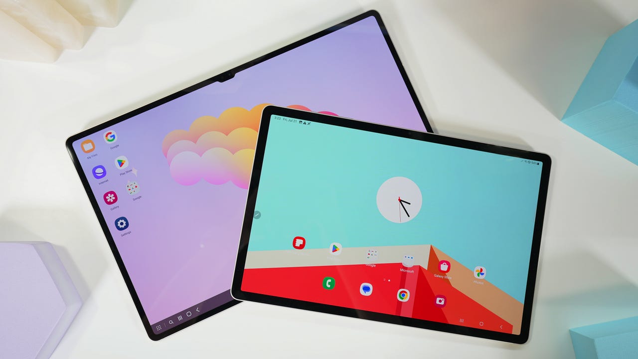 The Samsung Galaxy Tab S9 Ultra and S9 on a table.