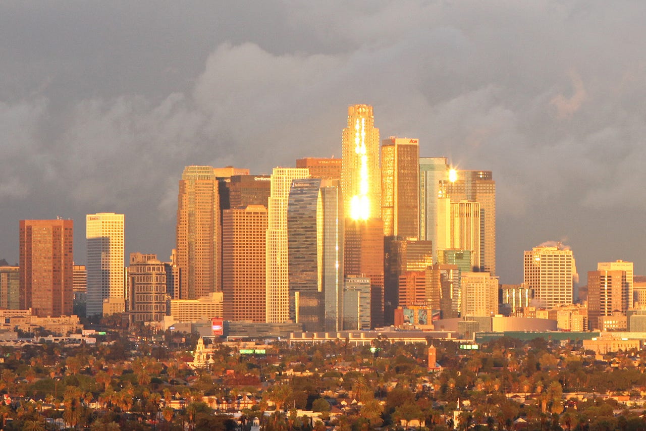los-angeles-skyline-sun-reflection-flickr.jpg