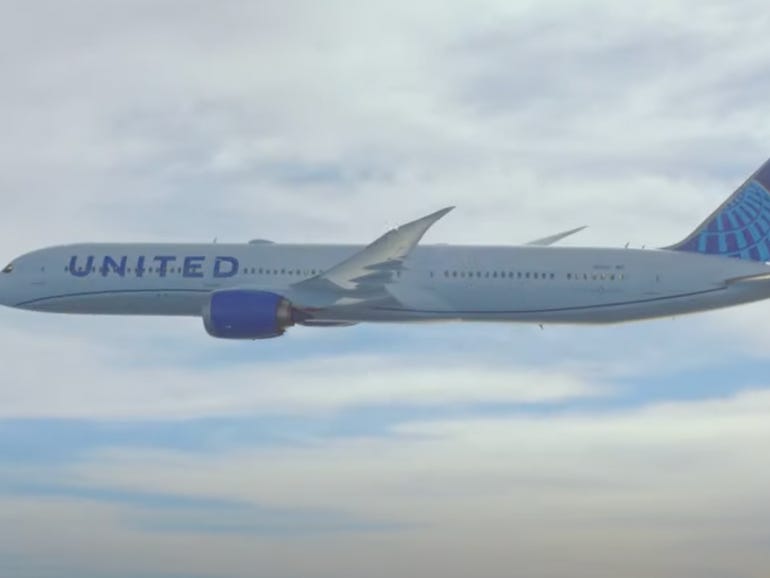 United Airlines just made a simple change that could delight stressed flyers thumbnail