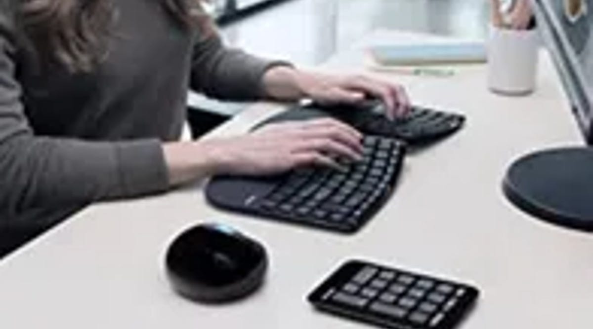 microsoft-sculpt-ergonomic-wireless-desktop-keyboard